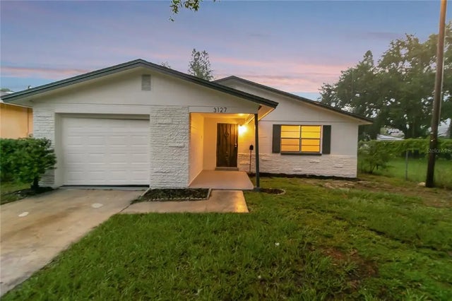 3127 Oakley Avenue S, ST PETERSBURG