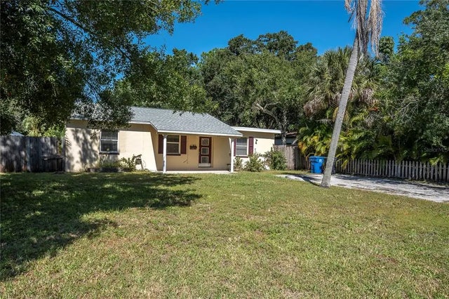 233 41st Avenue Ne, ST PETERSBURG