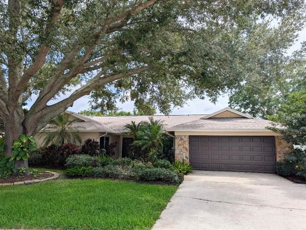 2673 Montague Court W, CLEARWATER