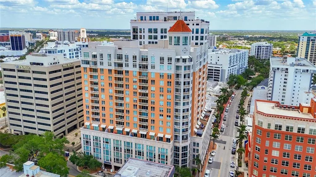 1350 Main Street 805