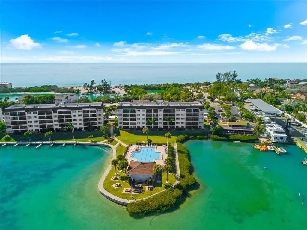 8897 Midnight Pass Road 105, SARASOTA