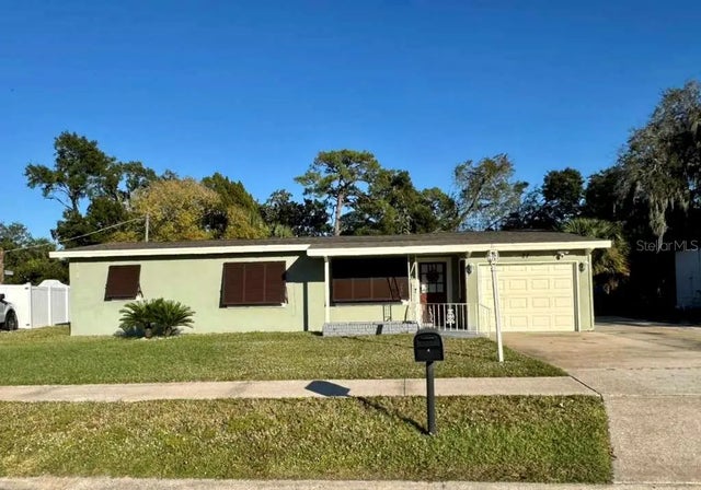 27 Garnet Avenue, TITUSVILLE