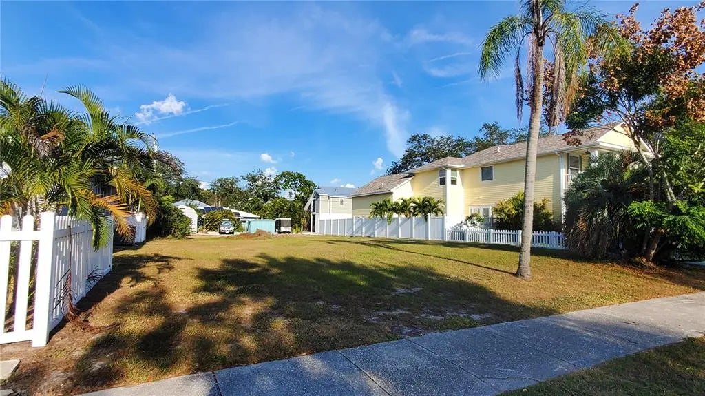 315 Tucker Street, SAFETY HARBOR
