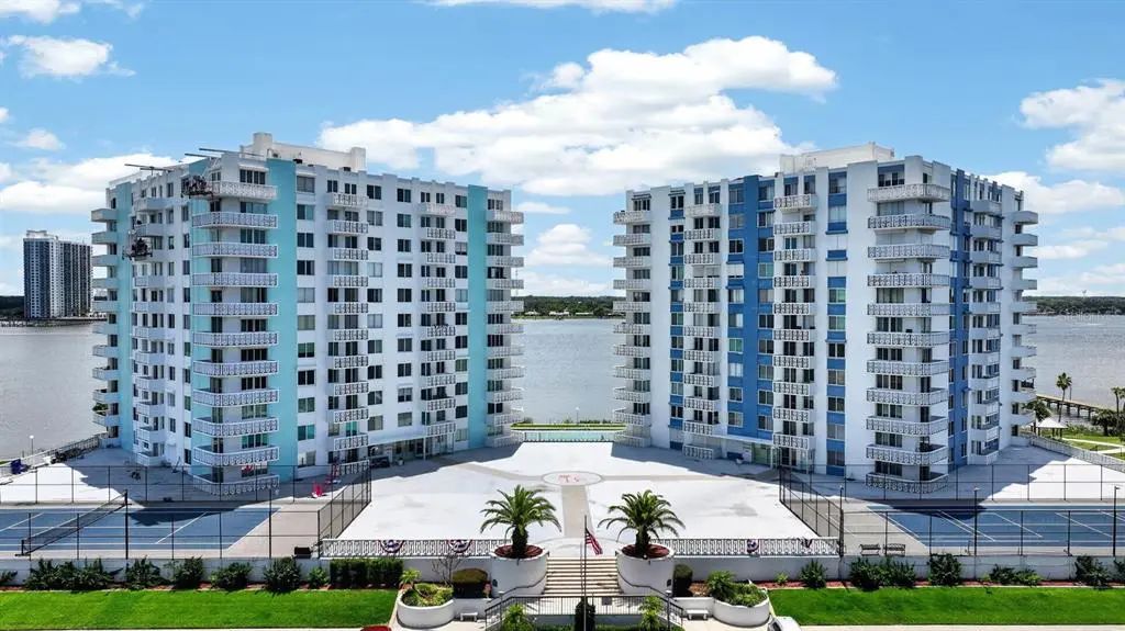 925 N Halifax Avenue 403, DAYTONA BEACH