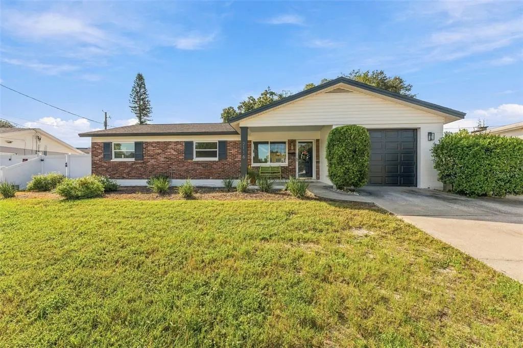 2116 W Minnehaha Street, TAMPA