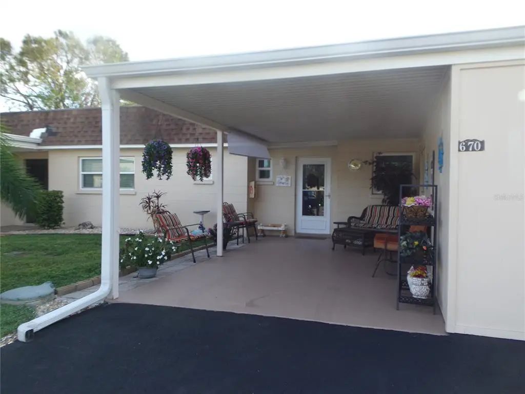 670 Park Circle, BRADENTON