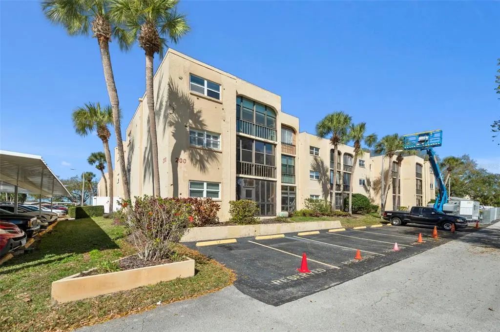 11485 Oakhurst Road 200-208, LARGO