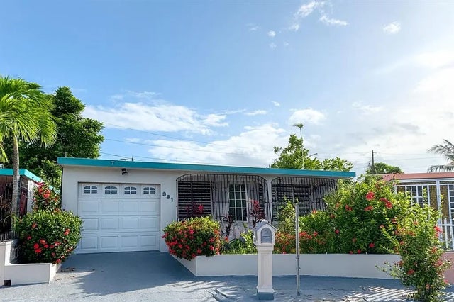 381 Jardin De Versalles Street B-1, VEGA BAJA