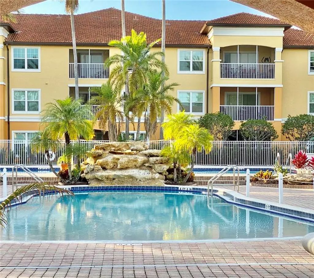5447 Vineland Road 1103, ORLANDO