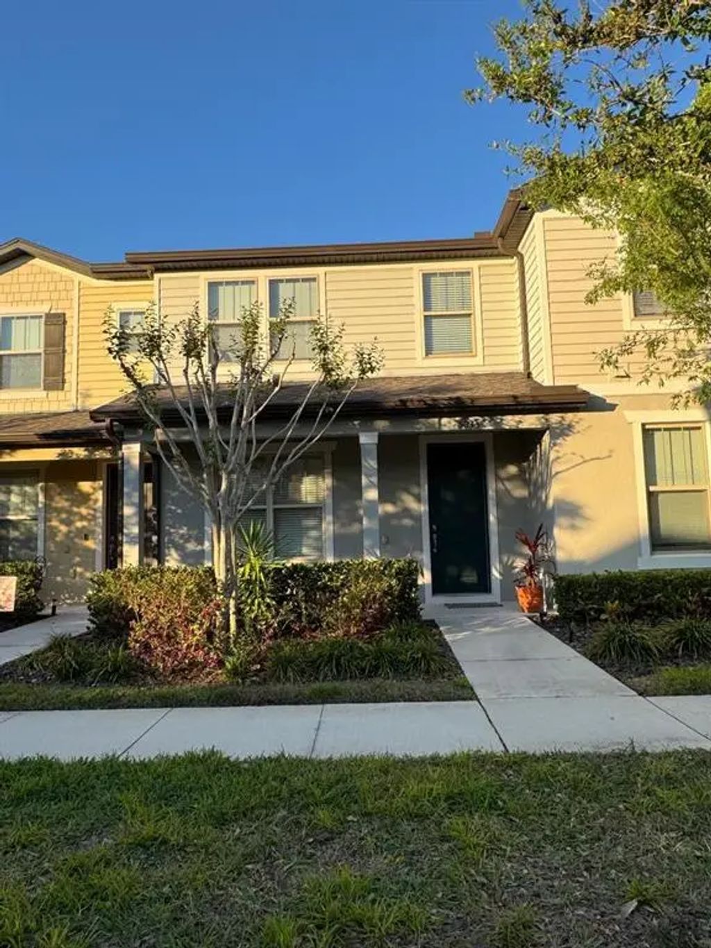 5035 Caspian, ST CLOUD