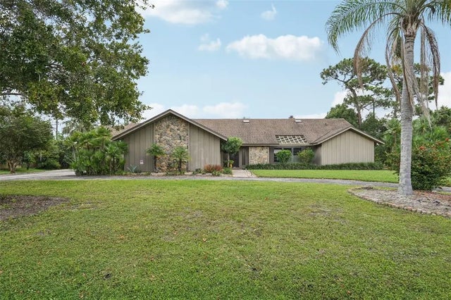 2867 Shadow Wood Court, KISSIMMEE