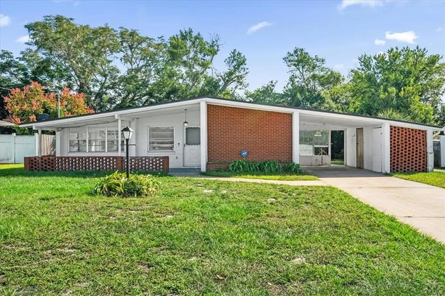 120 E Roberts Street, ORANGE CITY