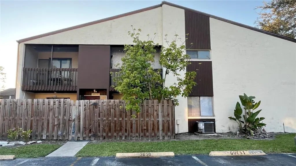 2656 Crown Court, KISSIMMEE