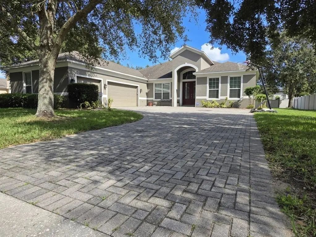 Photo of Listing #P4939644