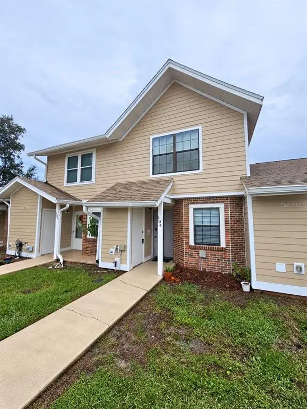 104 Hidden Arbor Court, SANFORD