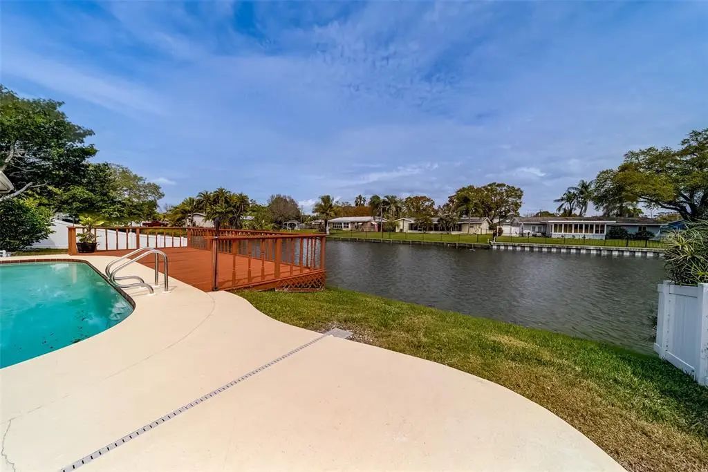 8473 121st Street, SEMINOLE