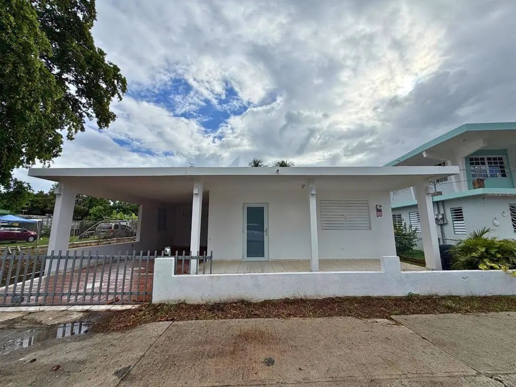Comm Punta Santiago 368, HUMACAO