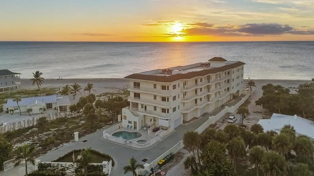 2770 N Beach Road 303, ENGLEWOOD