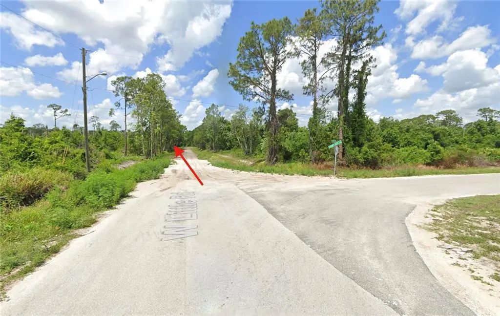 2713 W Little Road, AVON PARK