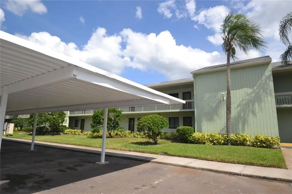 126 Caryl Way, OLDSMAR