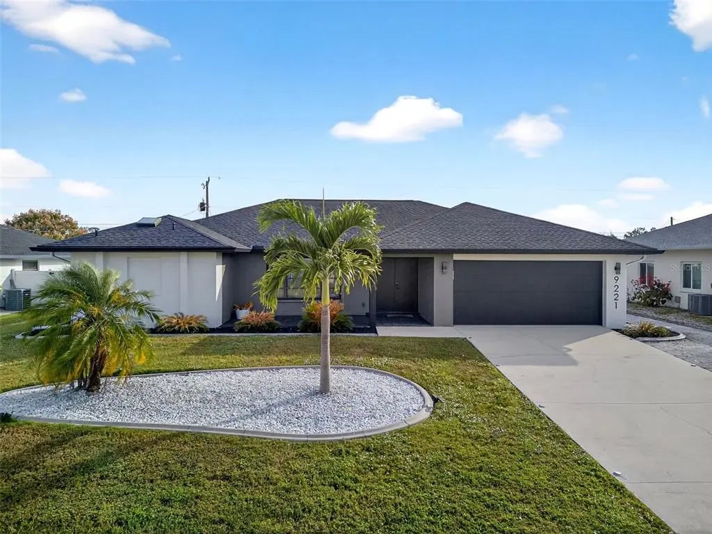 9221 Steubenville Avenue, ENGLEWOOD