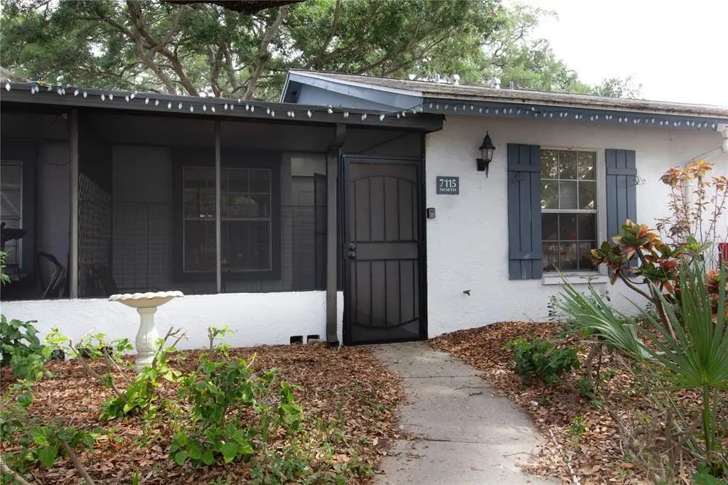 7115 Parkside Villas Dr N, ST PETERSBURG