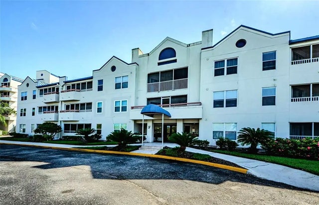 2323 Feather Sound Drive 202, CLEARWATER