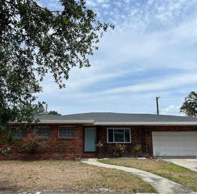 627 E Davis Boulevard, TAMPA