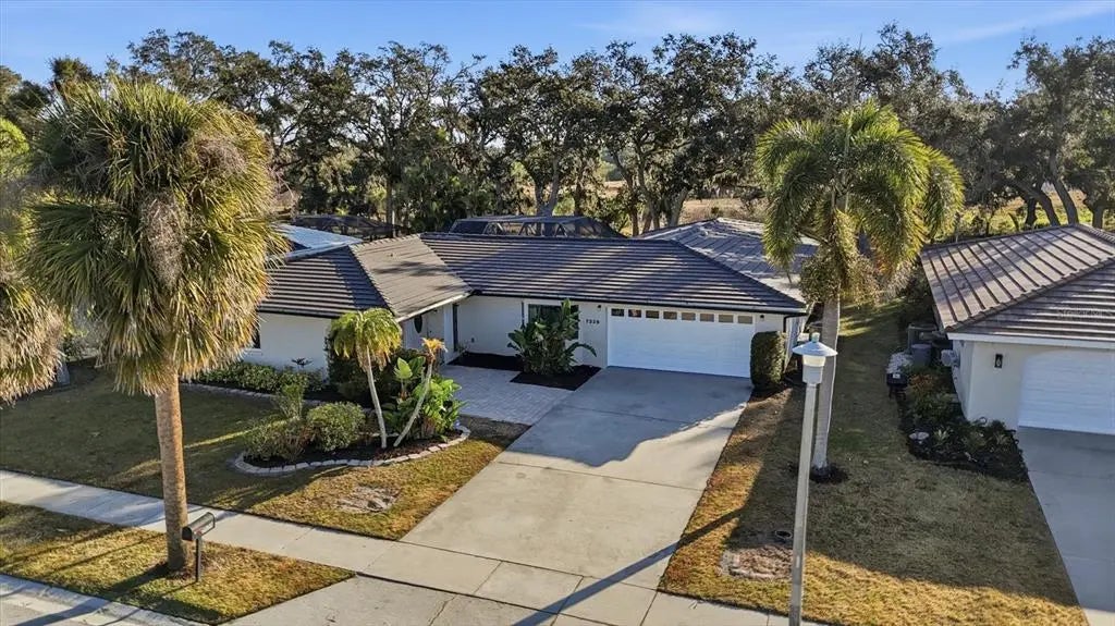 7339 Bounty Drive, SARASOTA