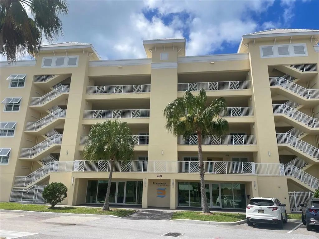 260 Hidden Bay Drive 401, OSPREY