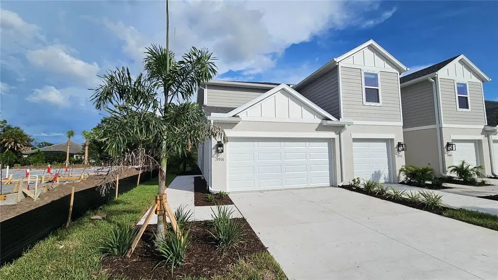 19916 Madera Circle, VENICE