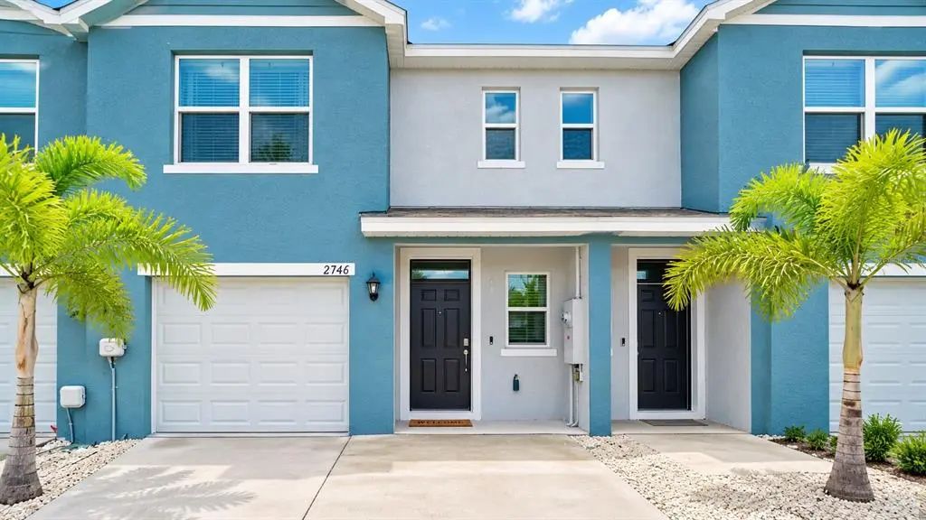 2746 Pearly Banks Drive, BRADENTON
