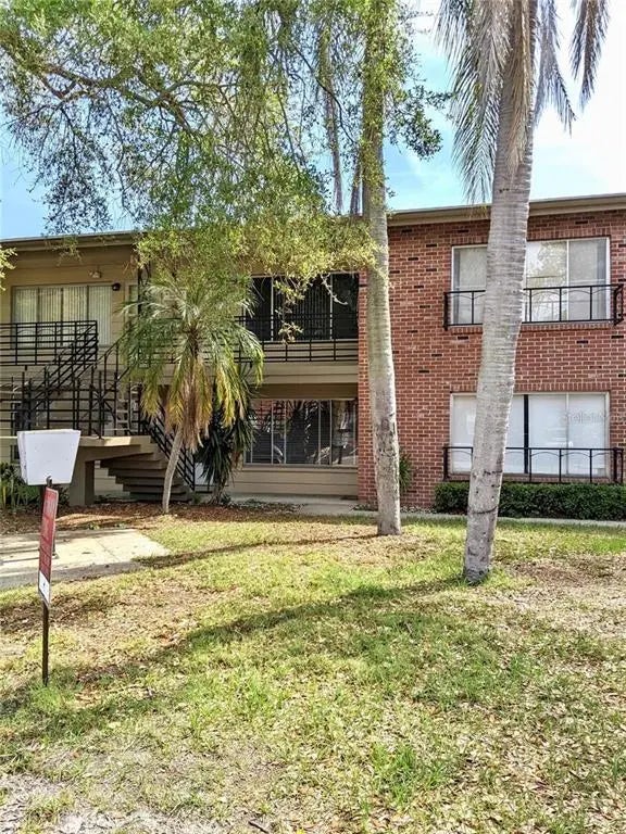 1257 Drew Street 8, CLEARWATER