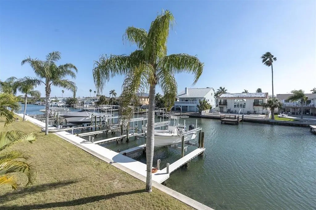 641 Garland Circle, INDIAN ROCKS BEACH