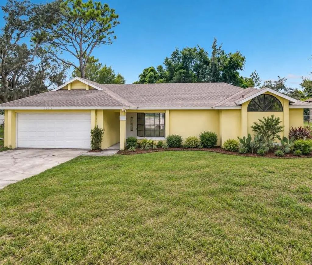 3208 Lake Helen Osteen Road, DELTONA