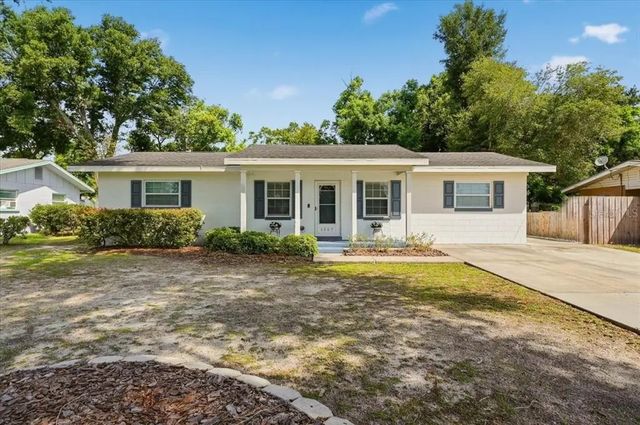 1557 N Lake Shipp Drive Sw, WINTER HAVEN
