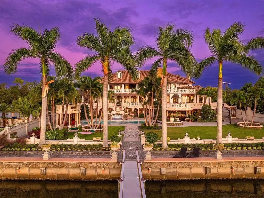 1310 S Lake Shore Drive, SARASOTA