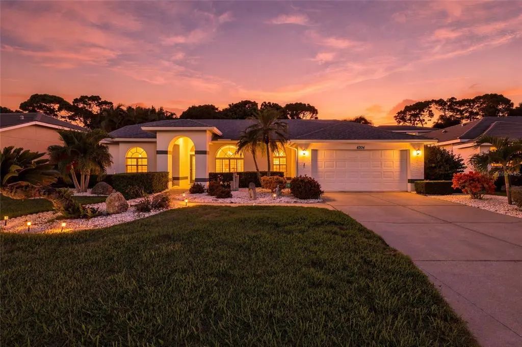 4304 Balmoral Way, SARASOTA