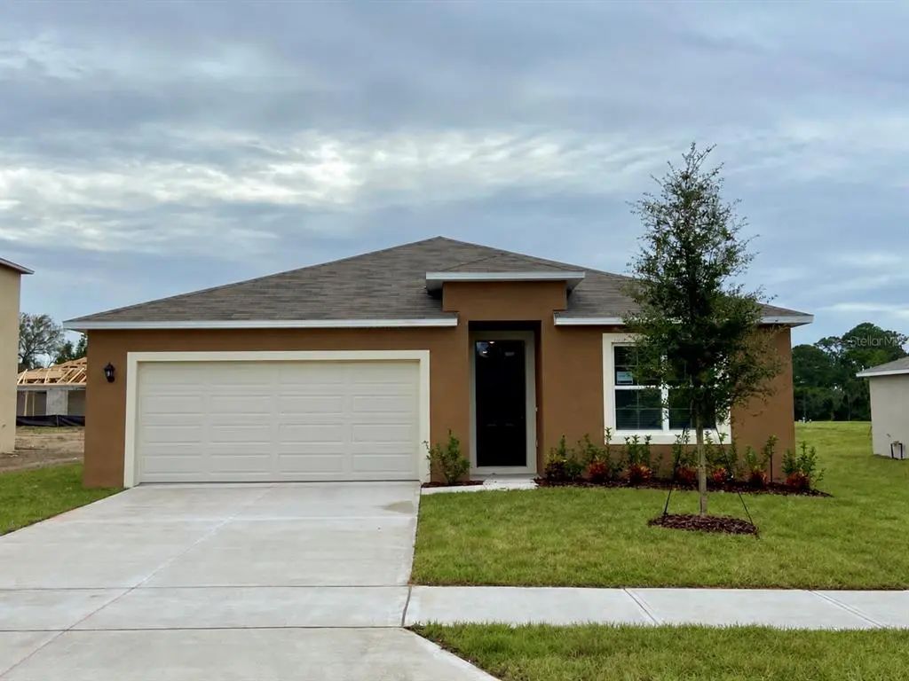 2760 Grand Central Avenue, TAVARES