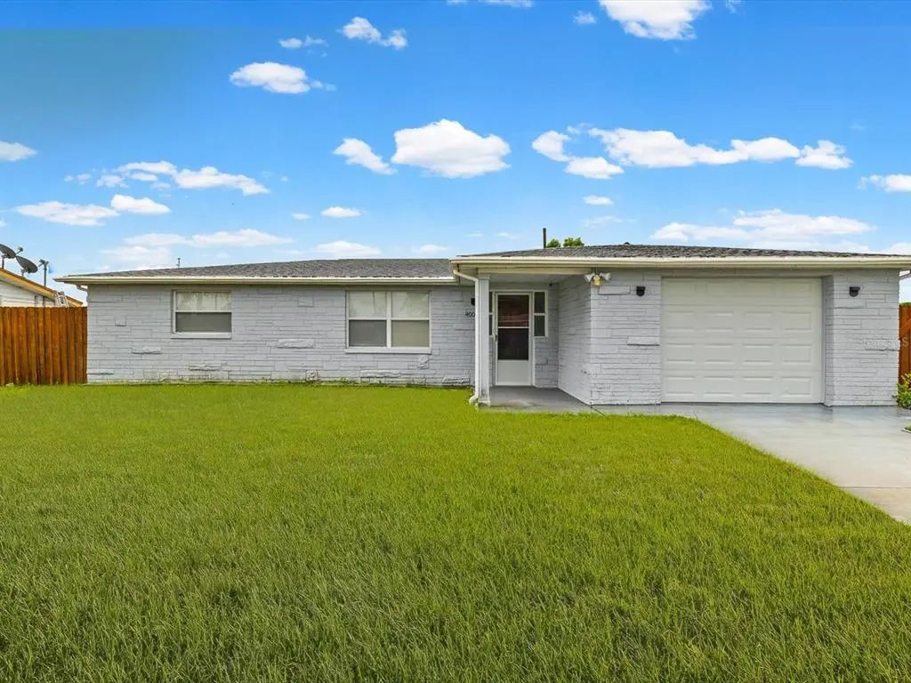 4004 Scarlet Maple Drive, HOLIDAY