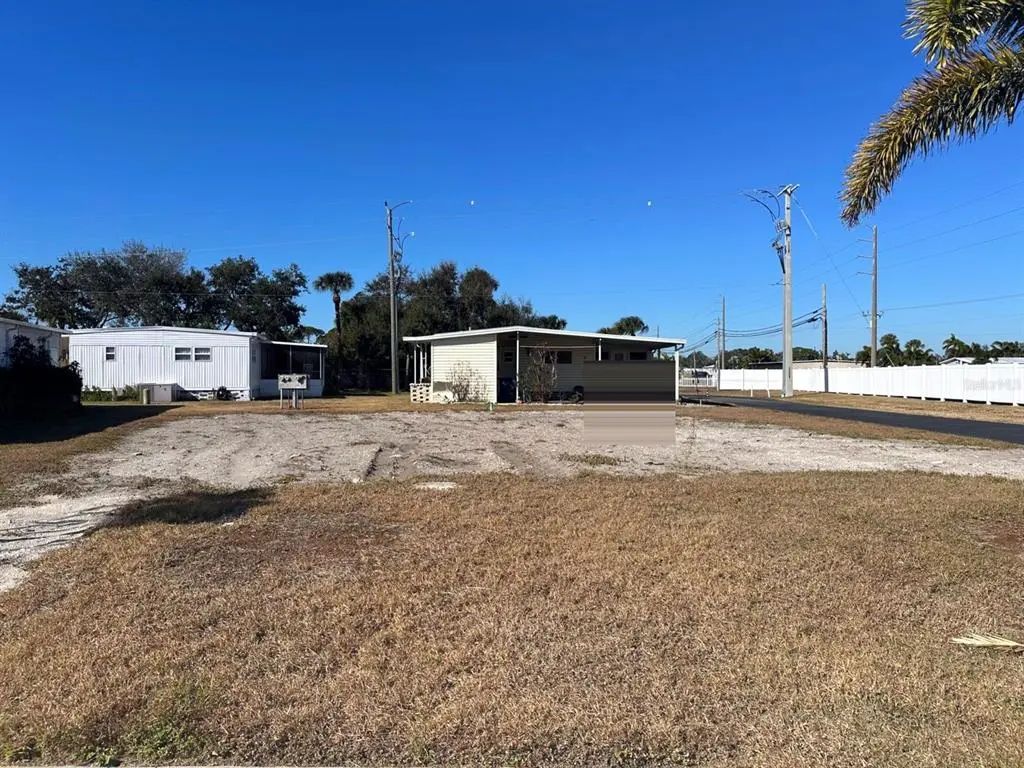 5302 Chateau Lane, BRADENTON