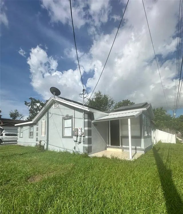 2600 W Columbus Drive, TAMPA