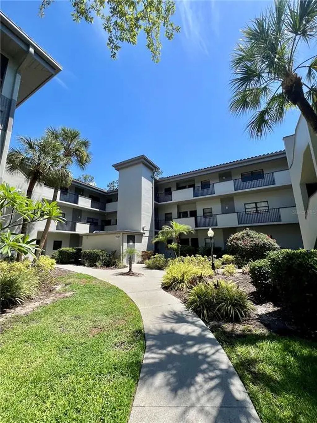 2650 Countryside Boulevard B302, CLEARWATER