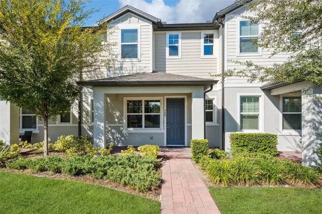 988 Legacy Winds Way, CASSELBERRY