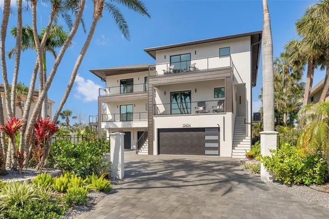 12404 Capri Circle N, TREASURE ISLAND