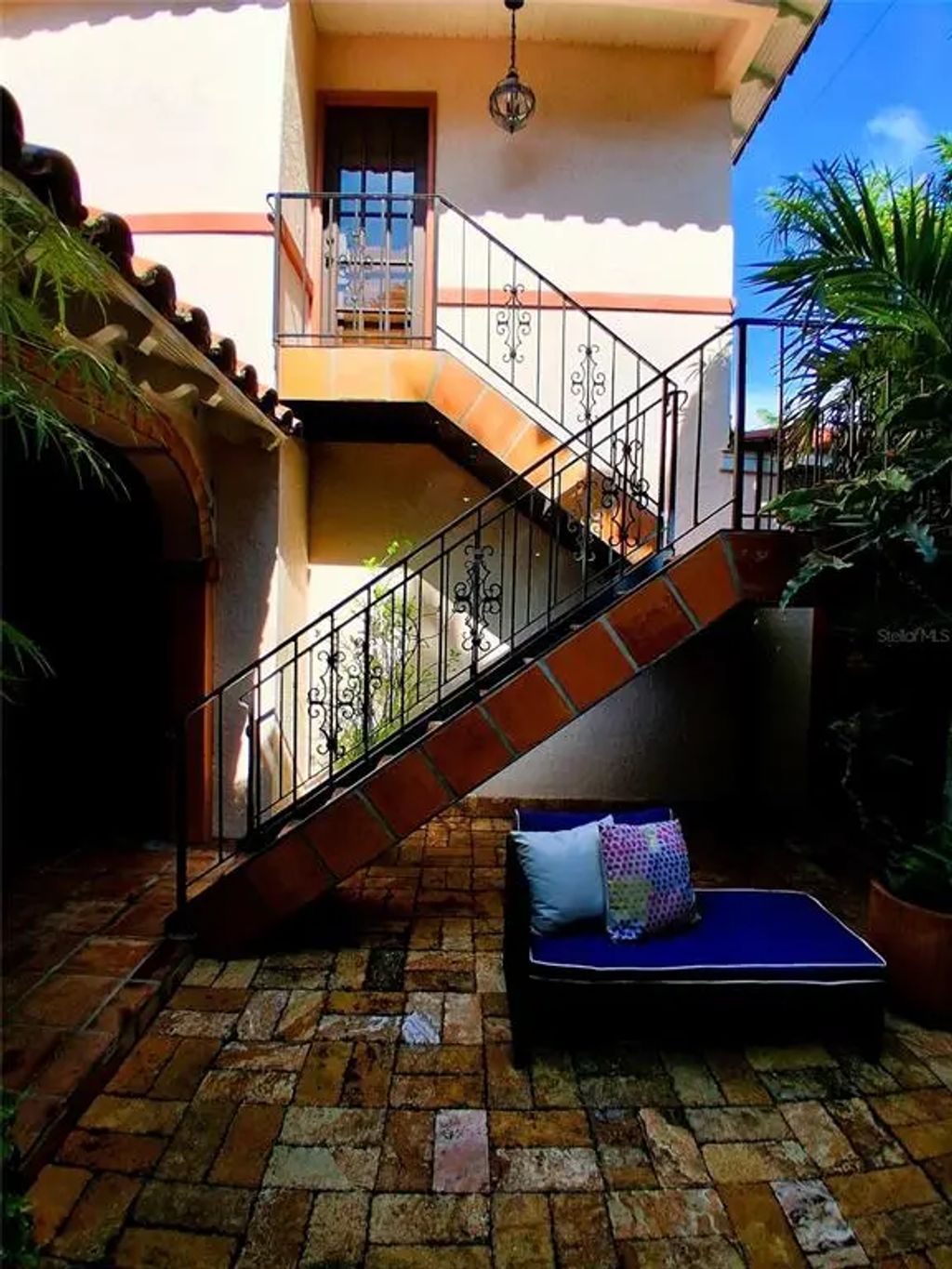 451 Woodland Drive, SARASOTA