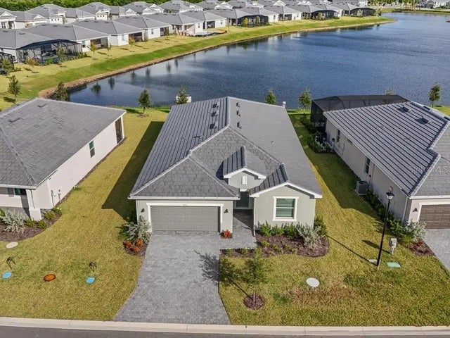 7875 Lakes Edge Lane, PORT CHARLOTTE