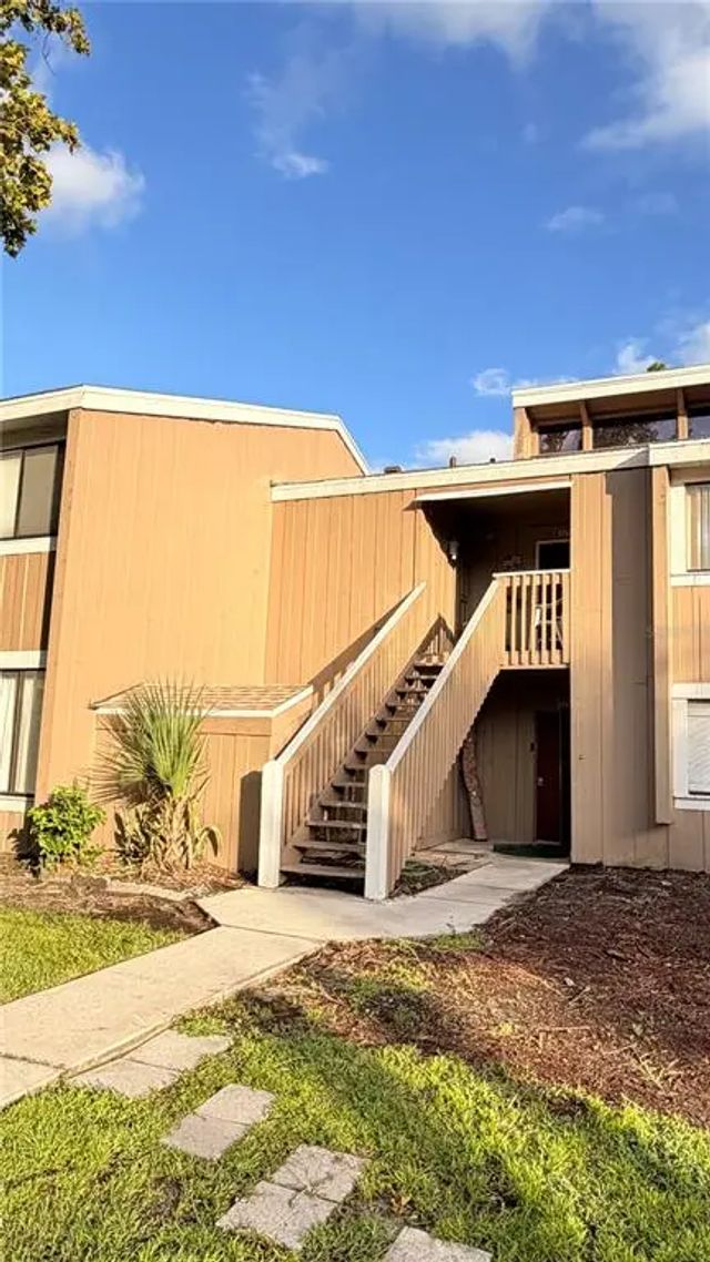 5749 Peregrine Avenue 28e, ORLANDO