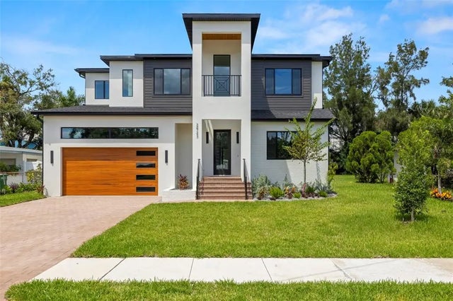 2923 W Averill Avenue, TAMPA