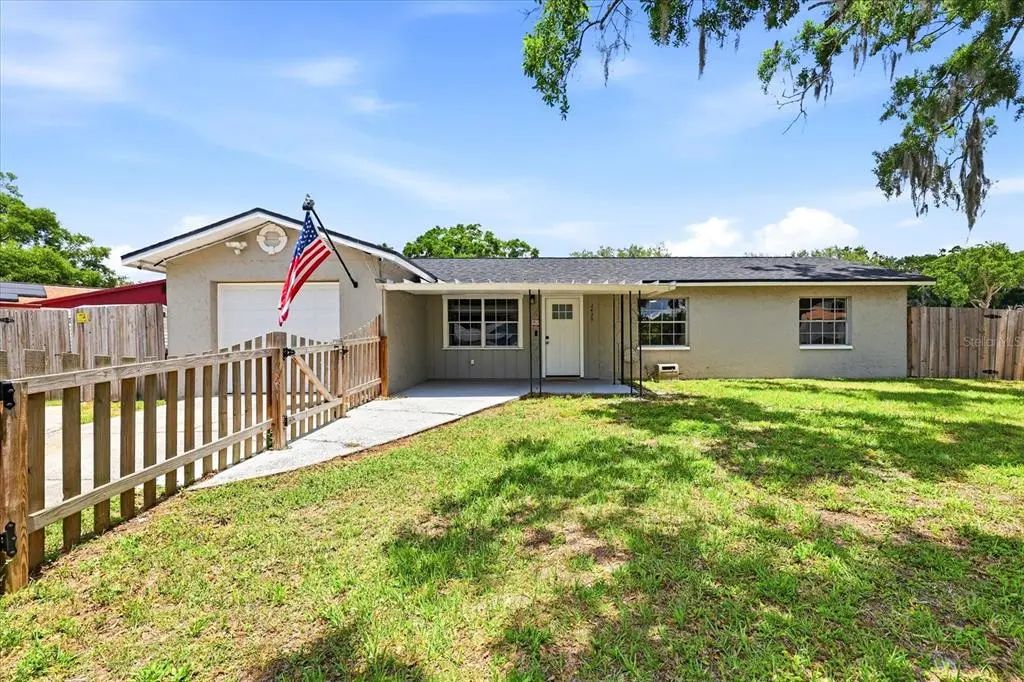 2429 Martha Lane, LAND O LAKES
